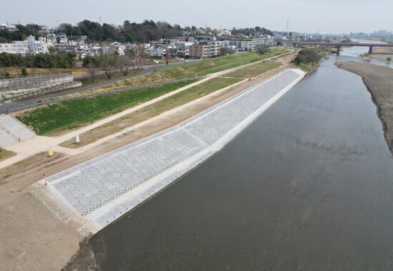 Ｒ２多摩川左岸上野毛低水護岸